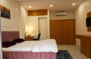Home 8